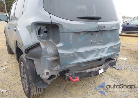 2015 Jeep Renegade Trailhawk из США, поврежденный, VIN ZACCJBCT5FPB29964